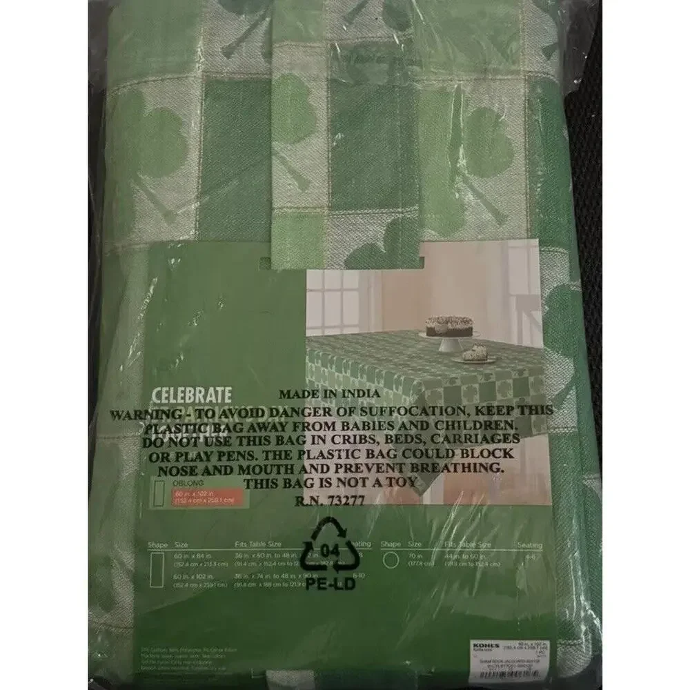 St Patricks Day Tablecloth Shamrock Green White Jacquard 60x102 Oblong NWT Irish